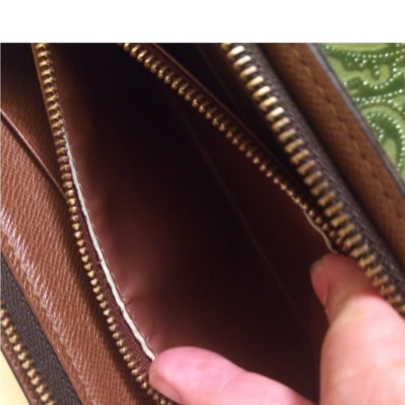 RARE LOUIS VUITTON WALLET - Picture 5 of 8